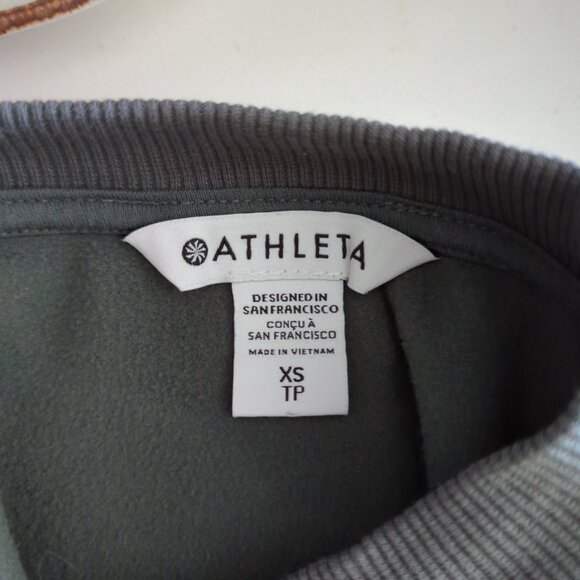 Athleta Triumph Crewneck Sweatshirt in Bali Green, Size XS - Picture 4 of 10